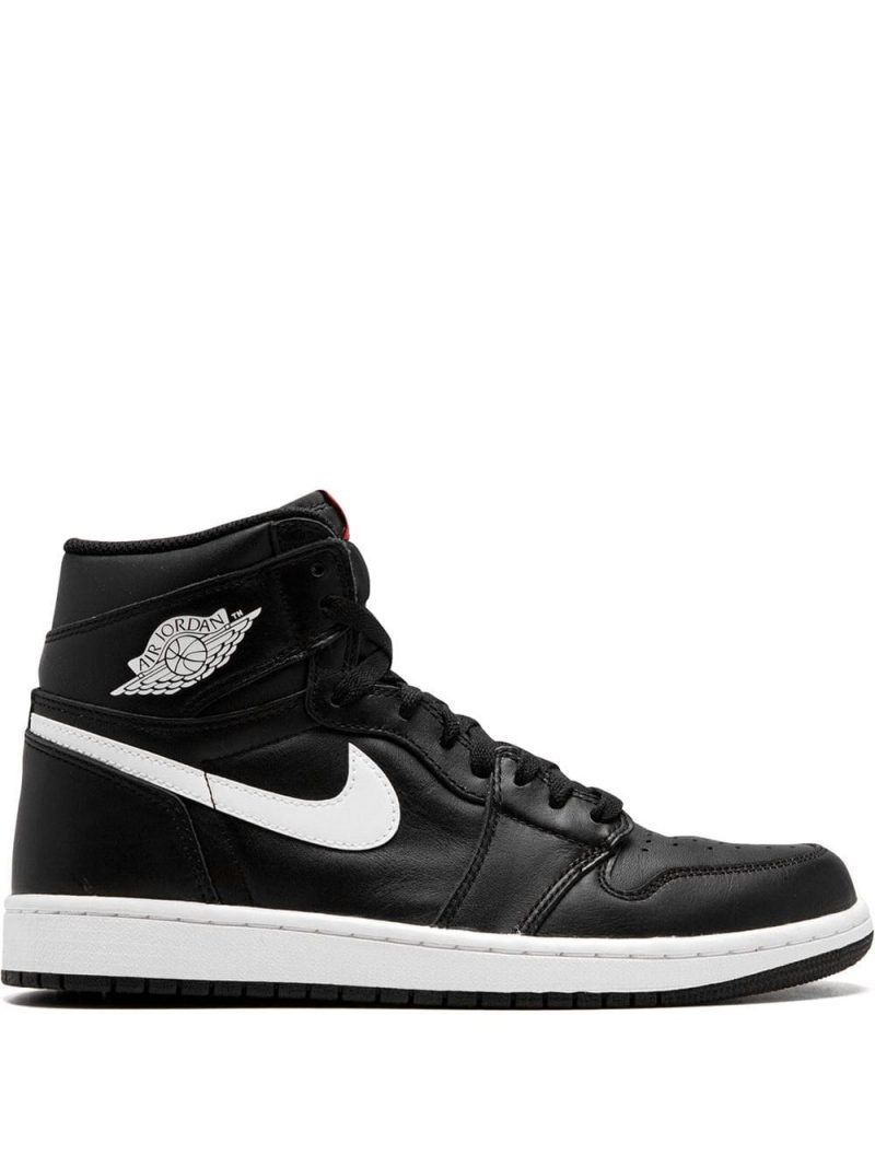 Air Jordan 1 Retro High OG Sneakers