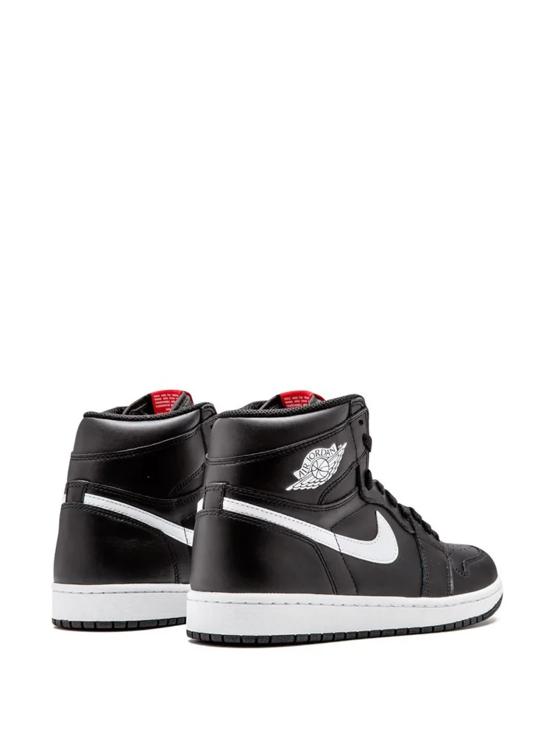 Air Jordan 1 Retro High OG Sneakers