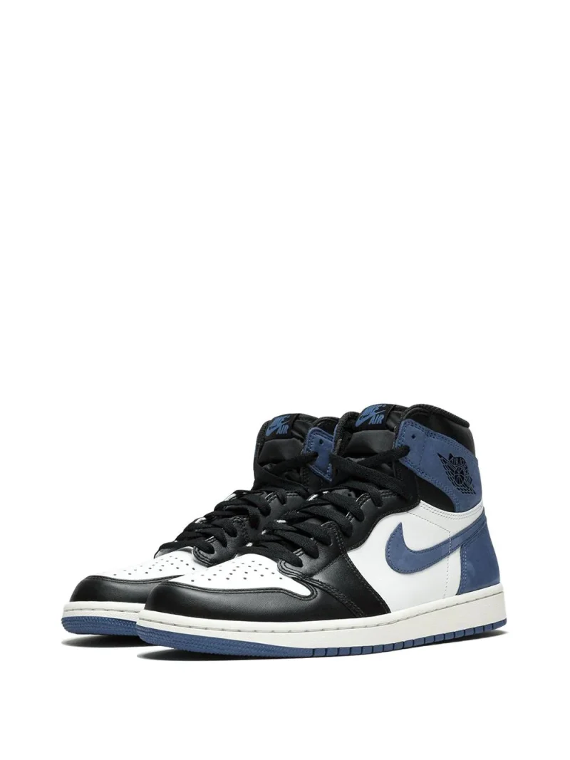 Air Jordan 1 Retro High OG Sneakers