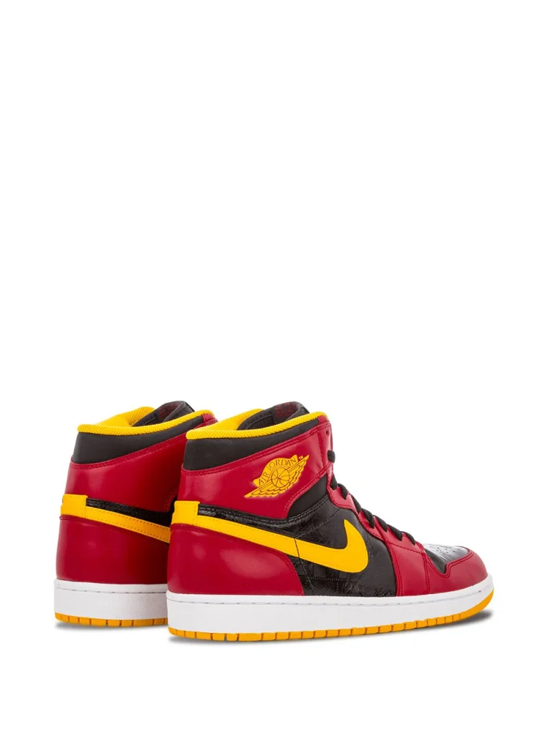 Air Jordan 1 Retro High OG Sneakers