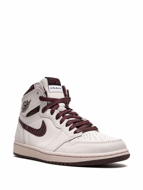 Air Jordan 1 High OG Sneakers