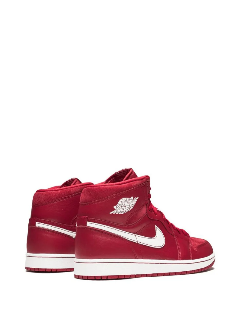 Air Jordan 1 Retro High OG Sneakers