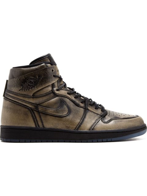 Air Jordan 1 Ret High OG Wings Sneakers