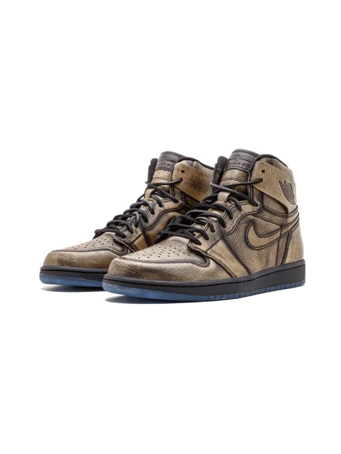 Air Jordan 1 Ret High OG Wings Sneakers