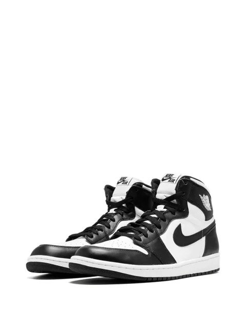 Air Jordan 1 Retro Sneakers