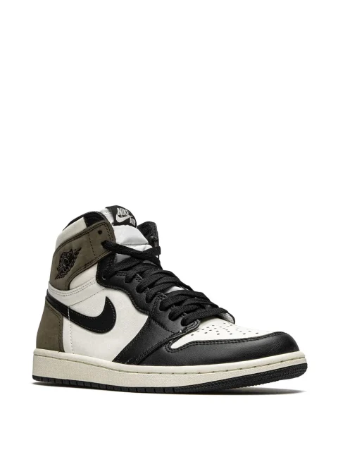 Air Jordan 1 Retro High OG Dark Mocha Sneakers