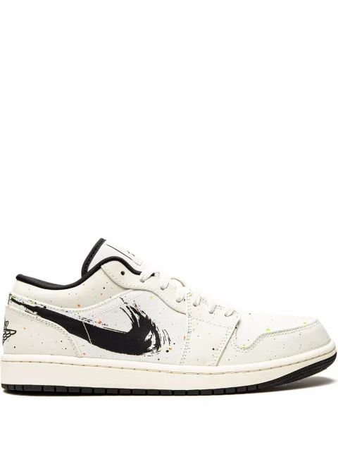 Air Jordan 1 Low SE Sneakers