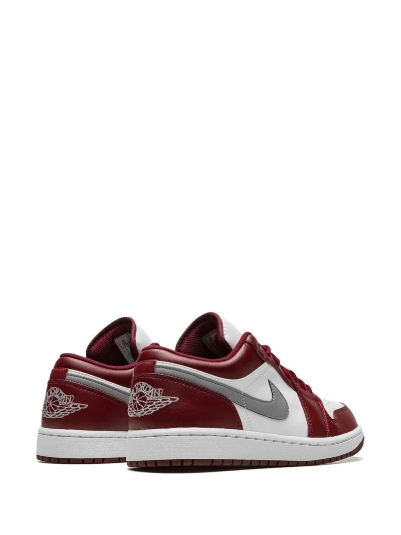 Air Jordan 1 Low SE Sneakers