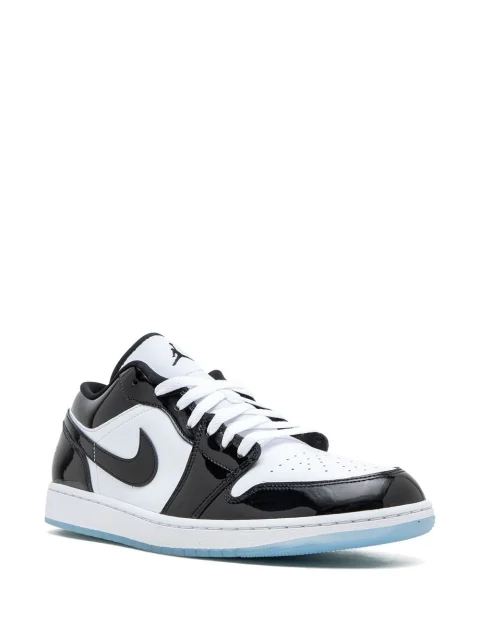 Air Jordan 1 Low SE Concord Sneakers