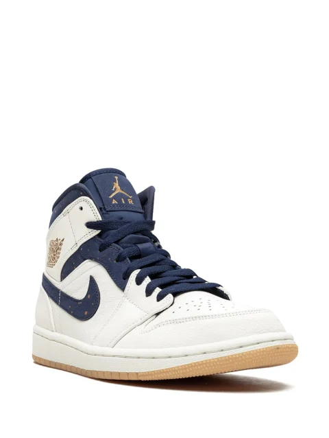 Air Jordan 1 Mid Jeter' Sneakers