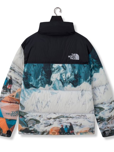 The North Face 
Hooded Down Puffer