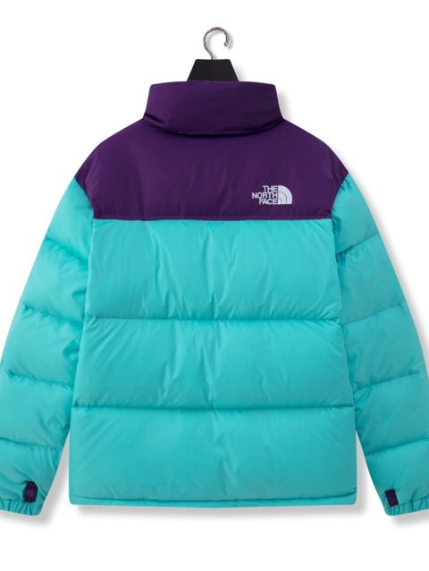 The North Face 
Hooded Down Puffer