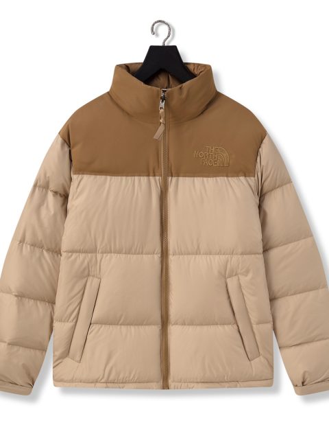 The North Face 
Hooded Down Puffer