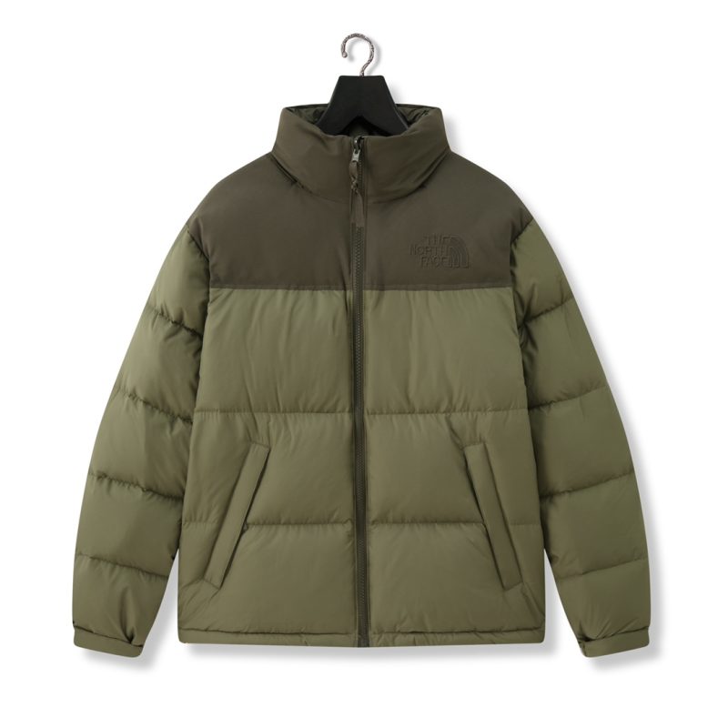 The North Face 
Hooded Down Puffer