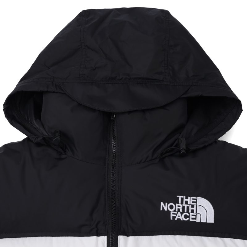 The North Face 
Hooded Down Puffer