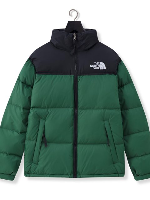 The North Face 
Hooded Down Puffer