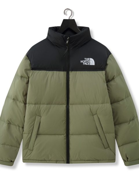 The North Face 
Hooded Down Puffer