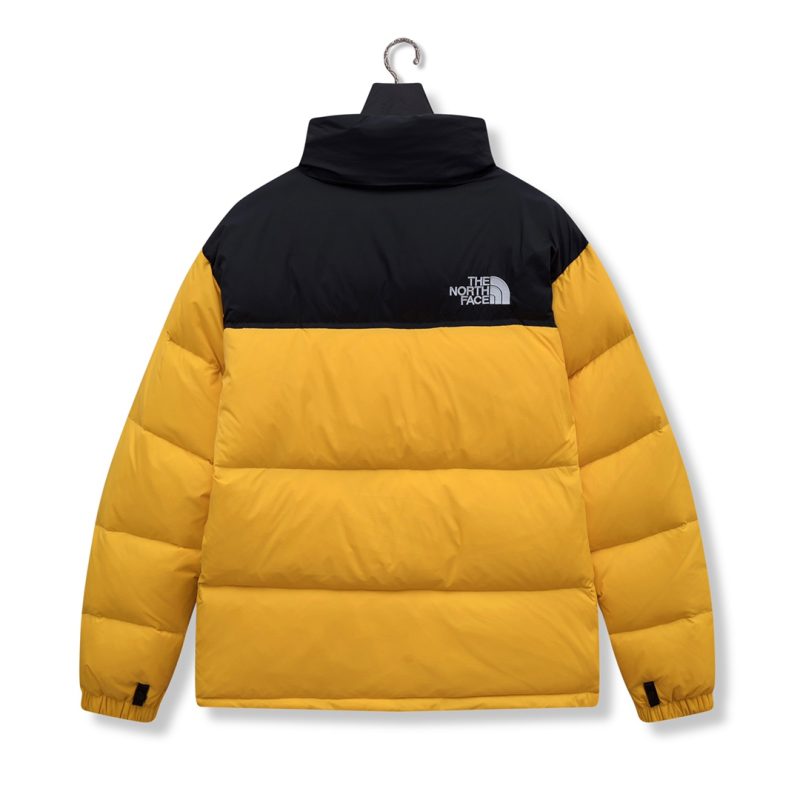 The North Face 
Hooded Down Puffer