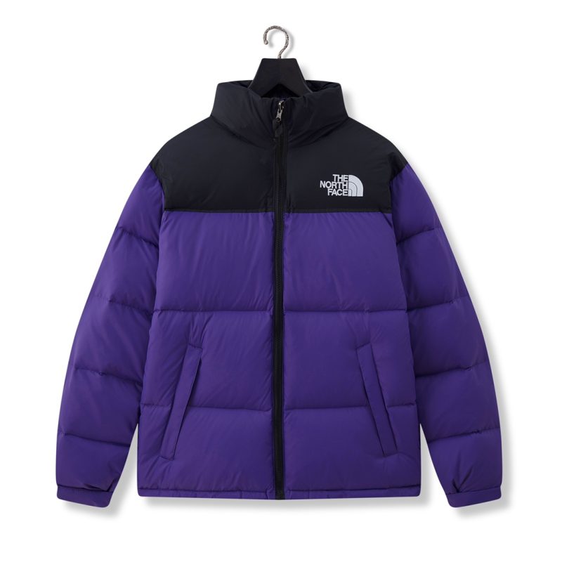 The North Face 
Hooded Down Puffer