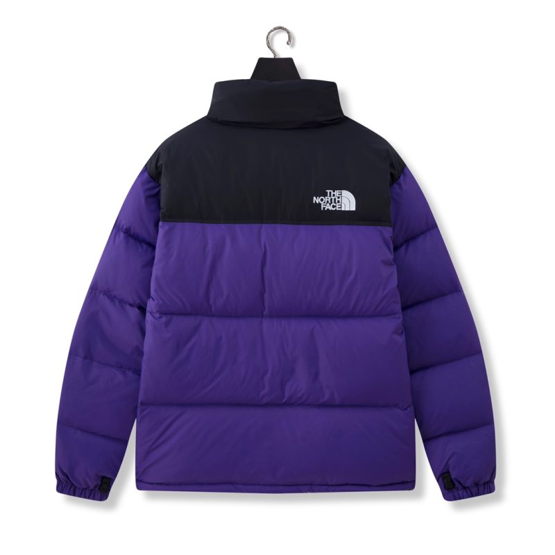 The North Face 
Hooded Down Puffer