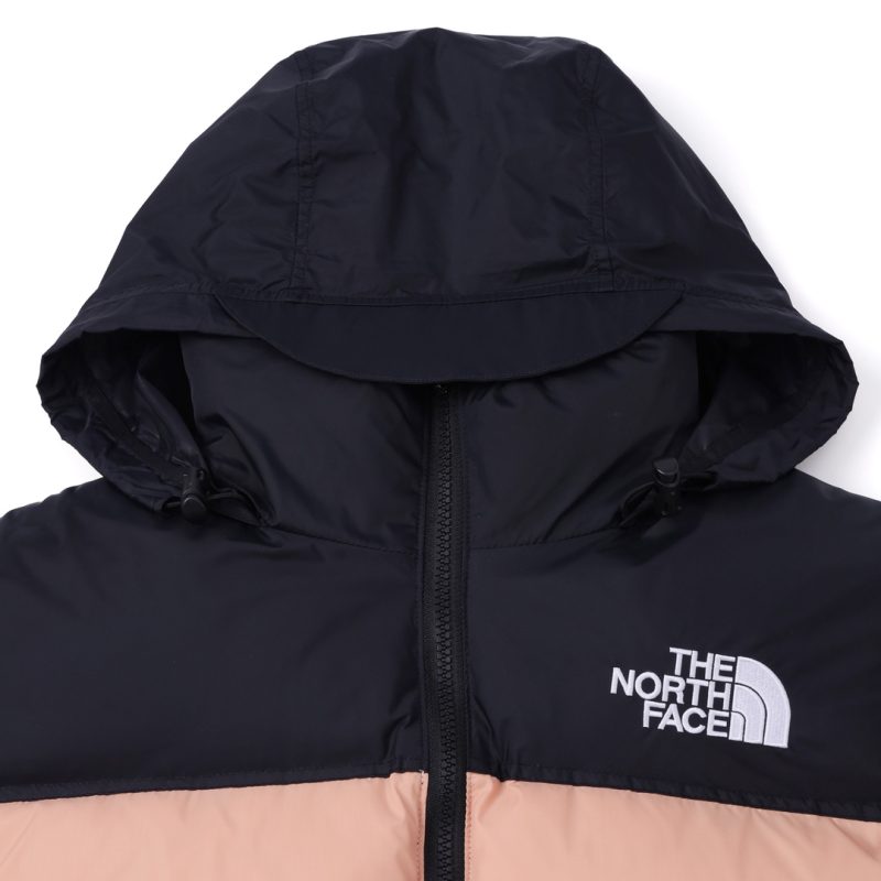 The North Face 
Hooded Down Puffer