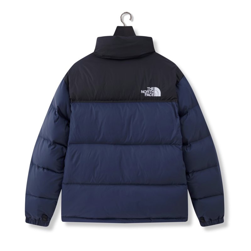 The North Face 
Hooded Down Puffer