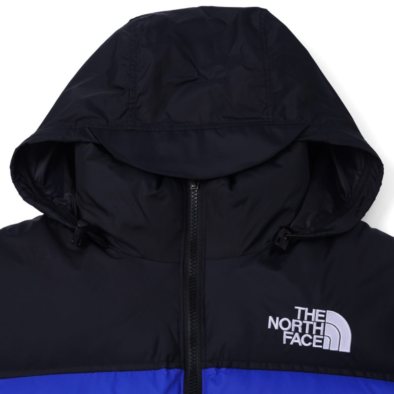 The North Face 
Hooded Down Puffer