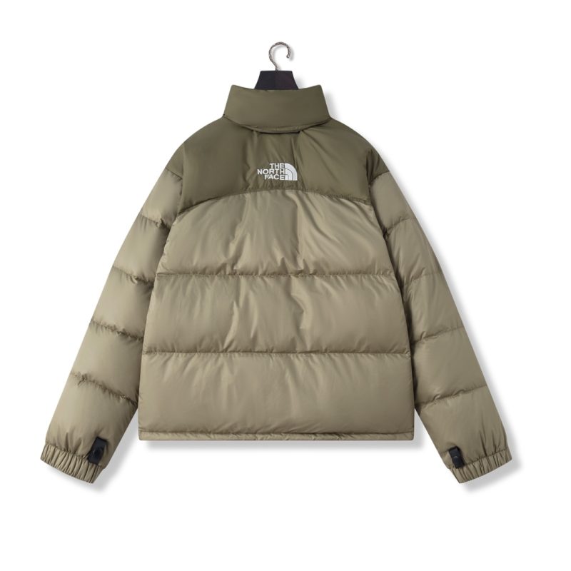 The North Face 
Hooded Down Puffer