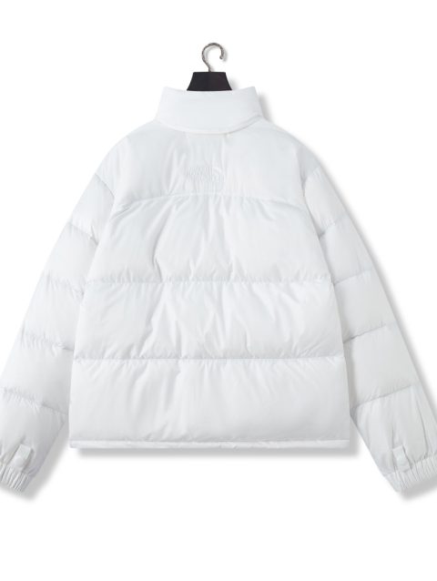 The North Face 
Hooded Down Puffer