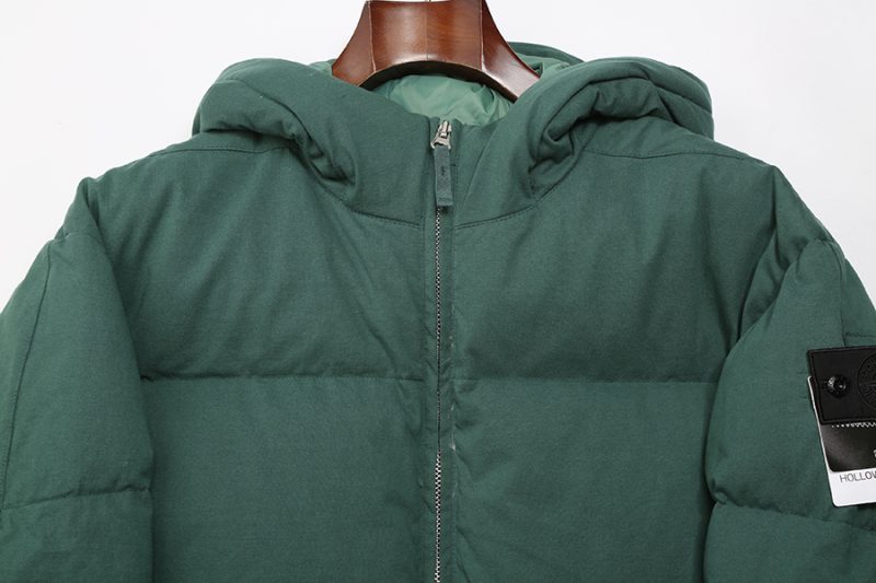 Stone Island 
Hooded Down Puffer