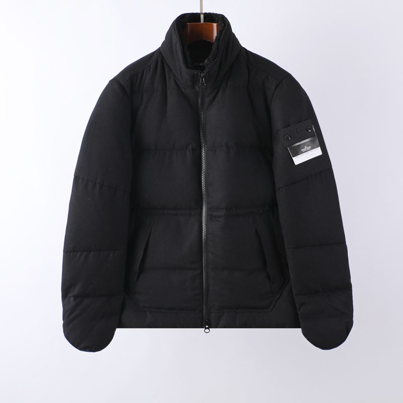 Stone Island 
Hooded Down Puffer