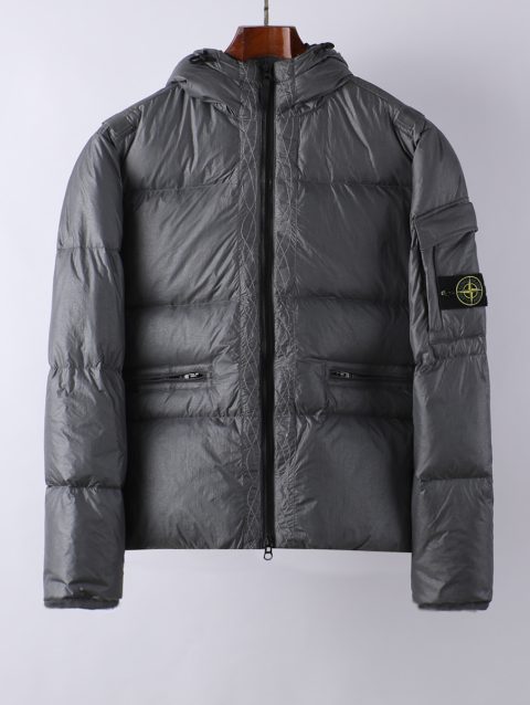 Stone Island 
Hooded Down Puffer