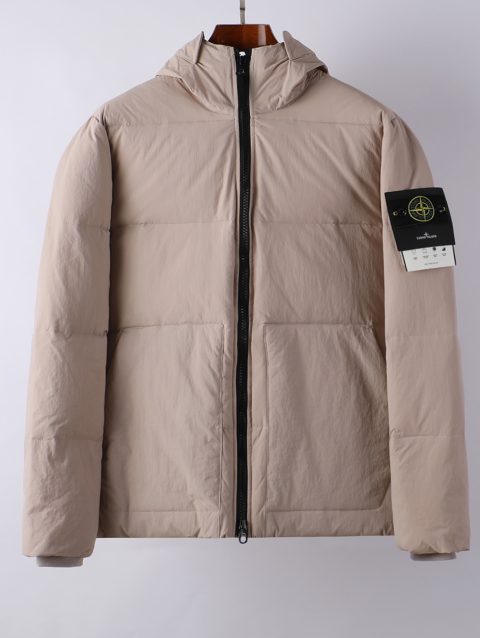 Stone Island 
Hooded Down Puffer