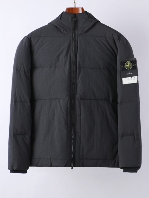 Stone Island 
Hooded Down Puffer