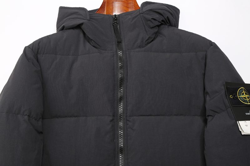 Stone Island 
Hooded Down Puffer