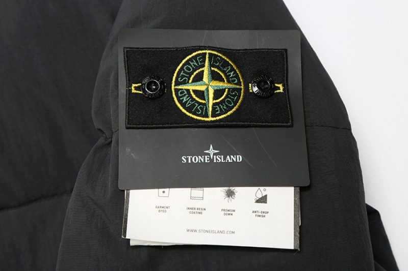 Stone Island 
Hooded Down Puffer