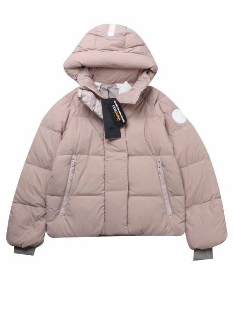 Canada Goose 
Down Puffer