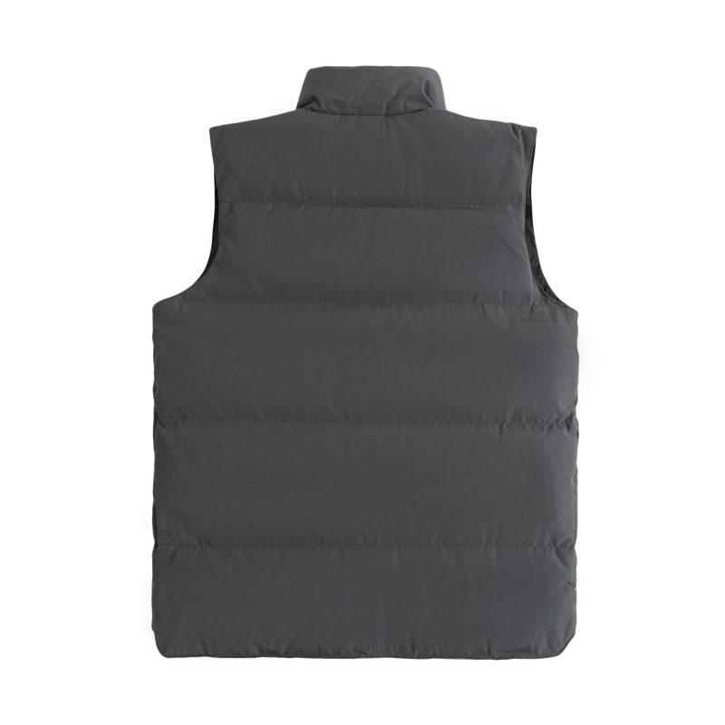 Canada Goose 
Vest