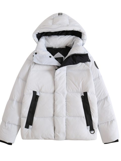 Canada Goose 
Hooded Down Puffer