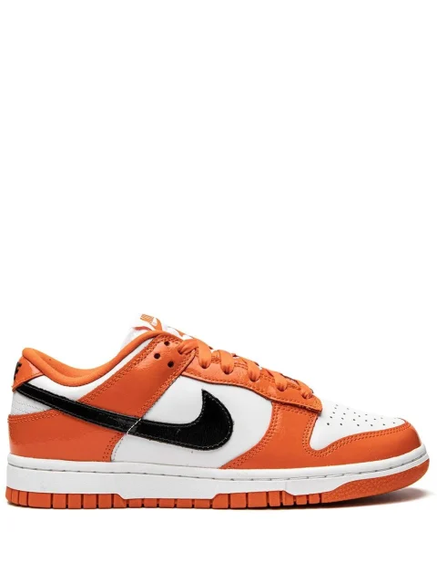 Dunk Low Essential Sneakers