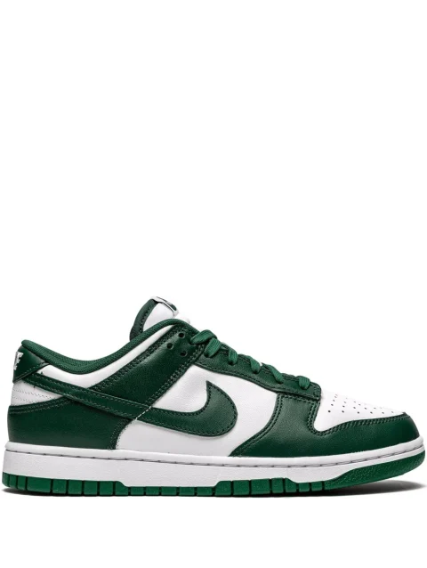 Dunk Low Sneakers