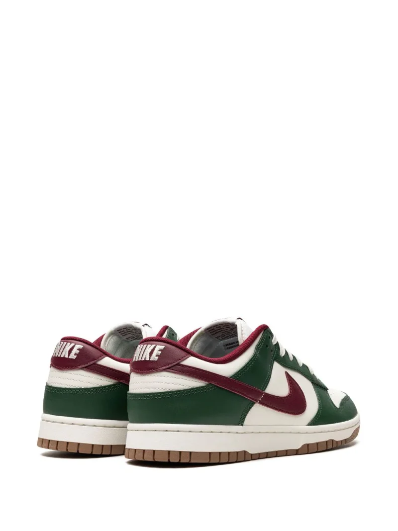 Dunk Low Retro Sneakers