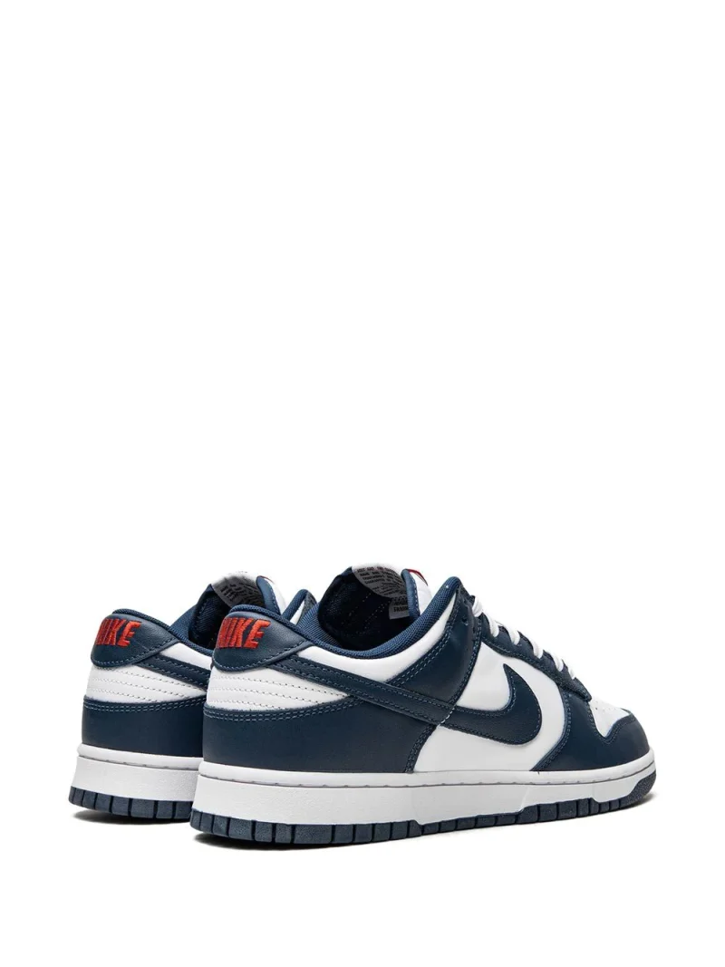 Dunk Low Retro Sneakers