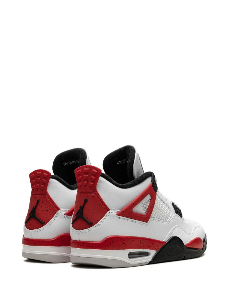 Air Jordan 4