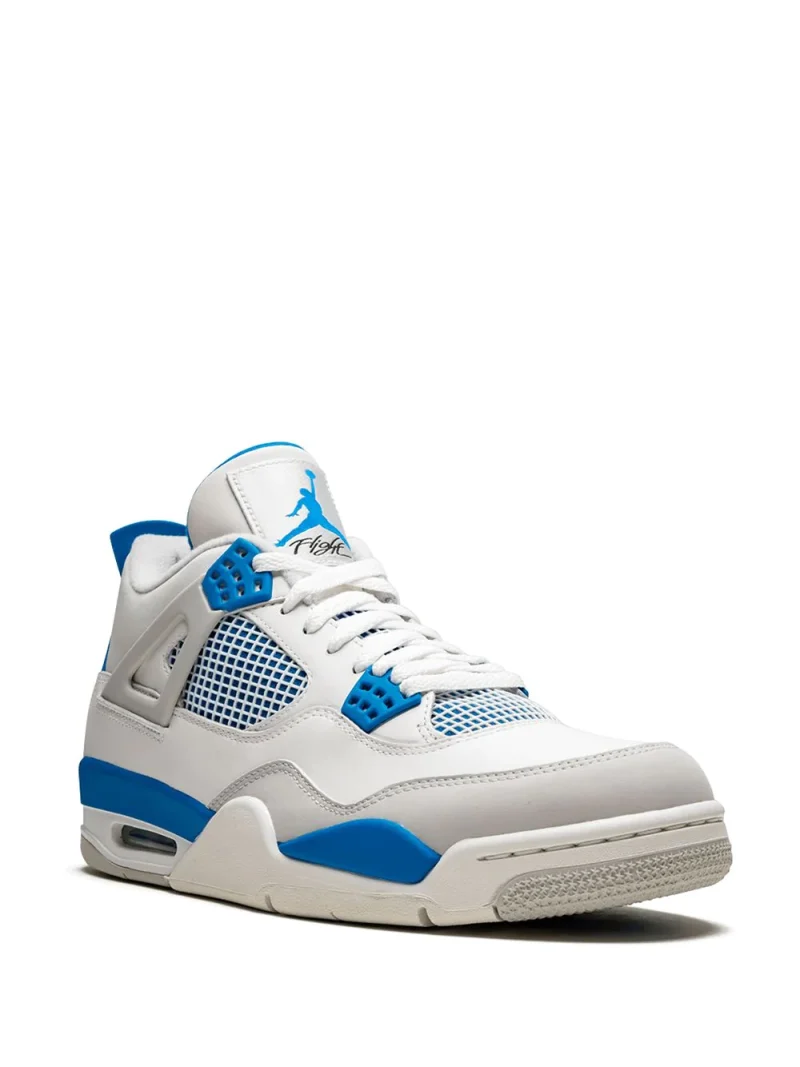 Air Jordan 4