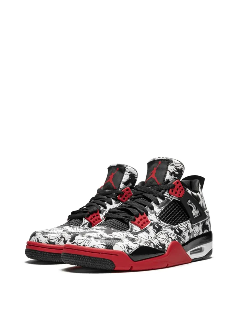 Air Jordan 4