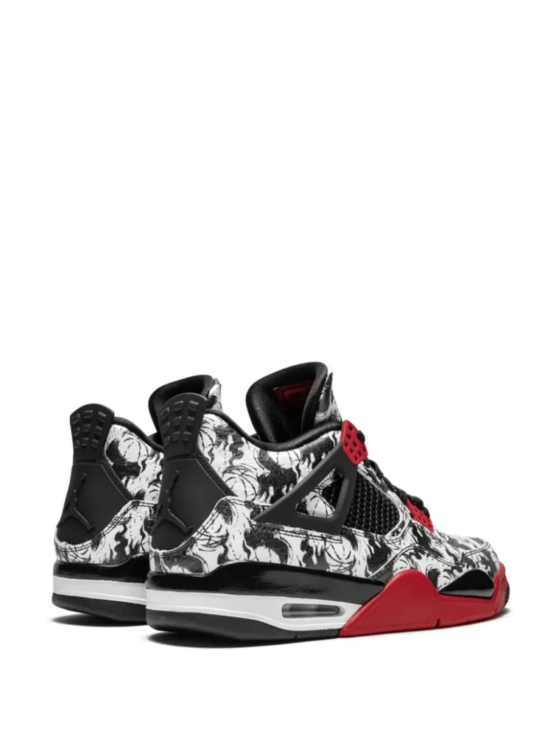 Air Jordan 4