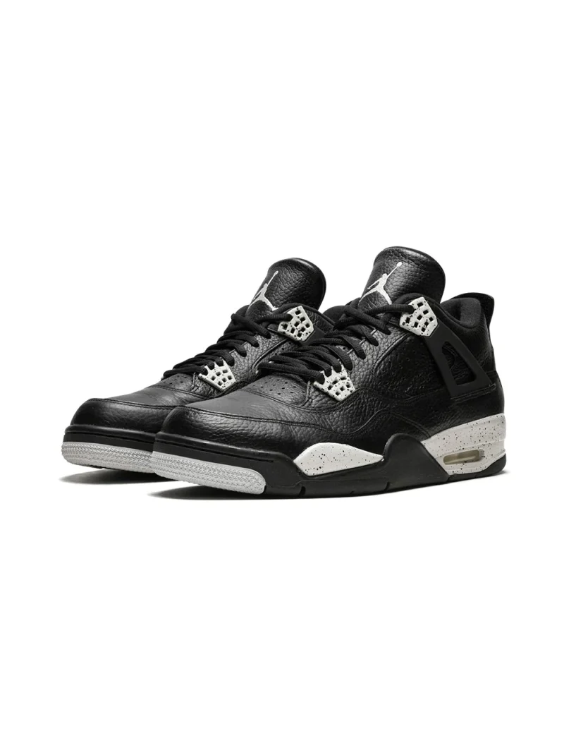 Air Jordan 4