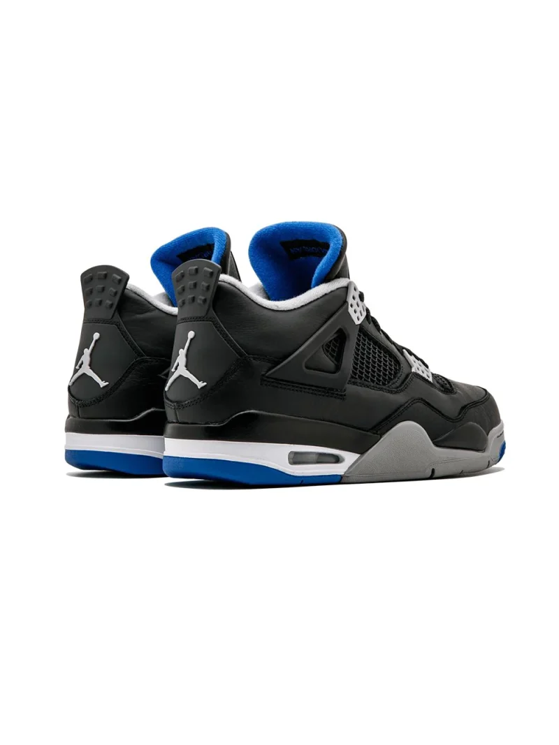 Air Jordan 4