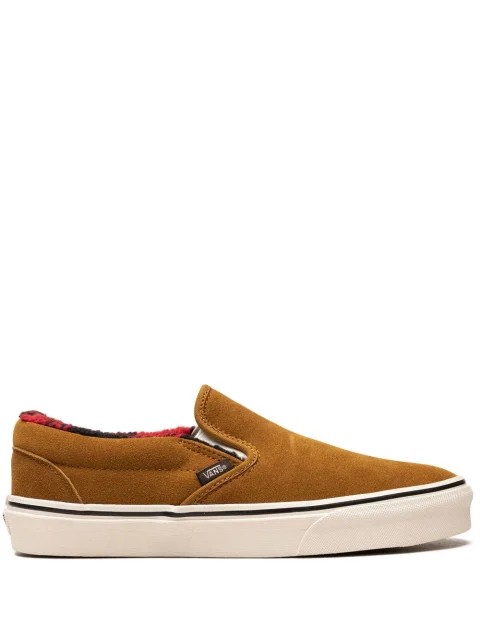 Classic Slip-On Cozy Hug sneakers